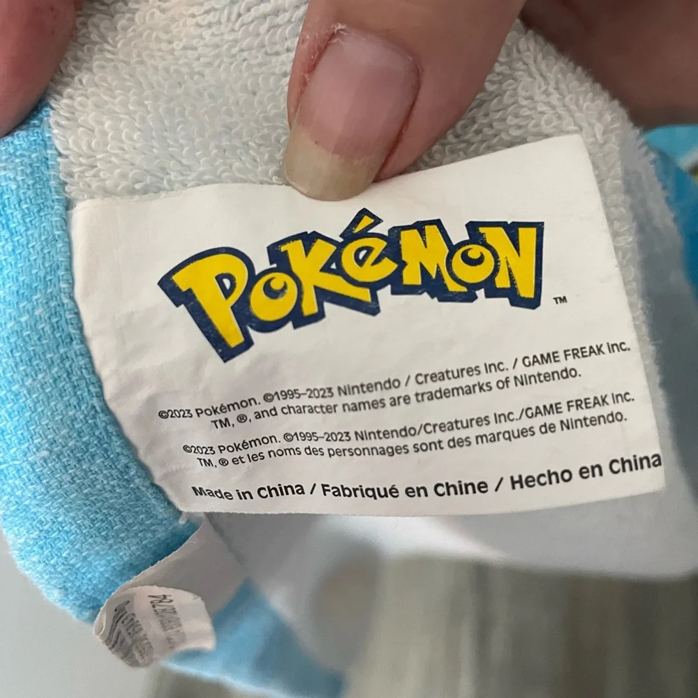 Nintendo Pokémon characters kids 100% Cotton terrycloth Beach/ Bath Towel
